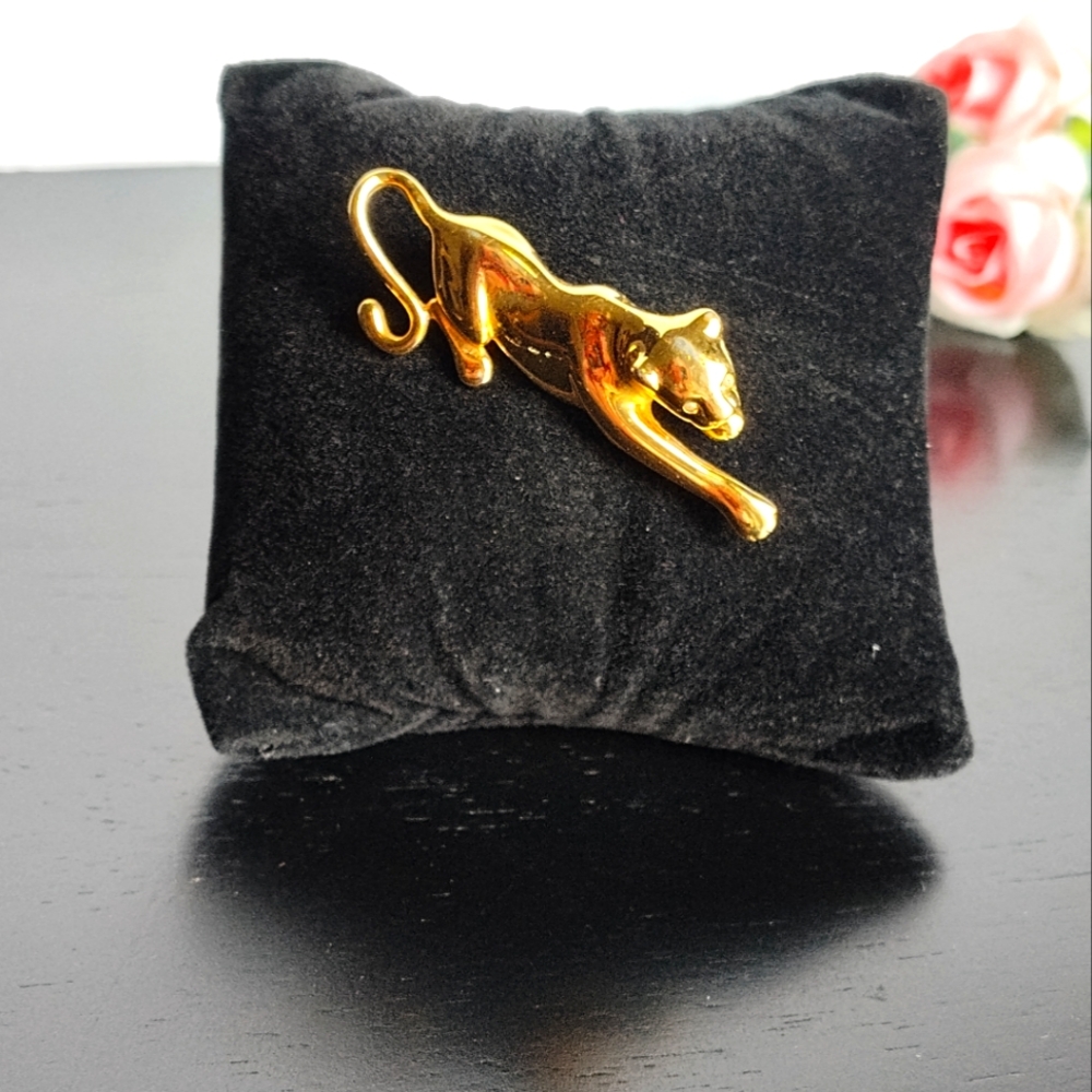 Vintage Gold-Tone Panther With Faux Diamond Eyes Pin Brooch